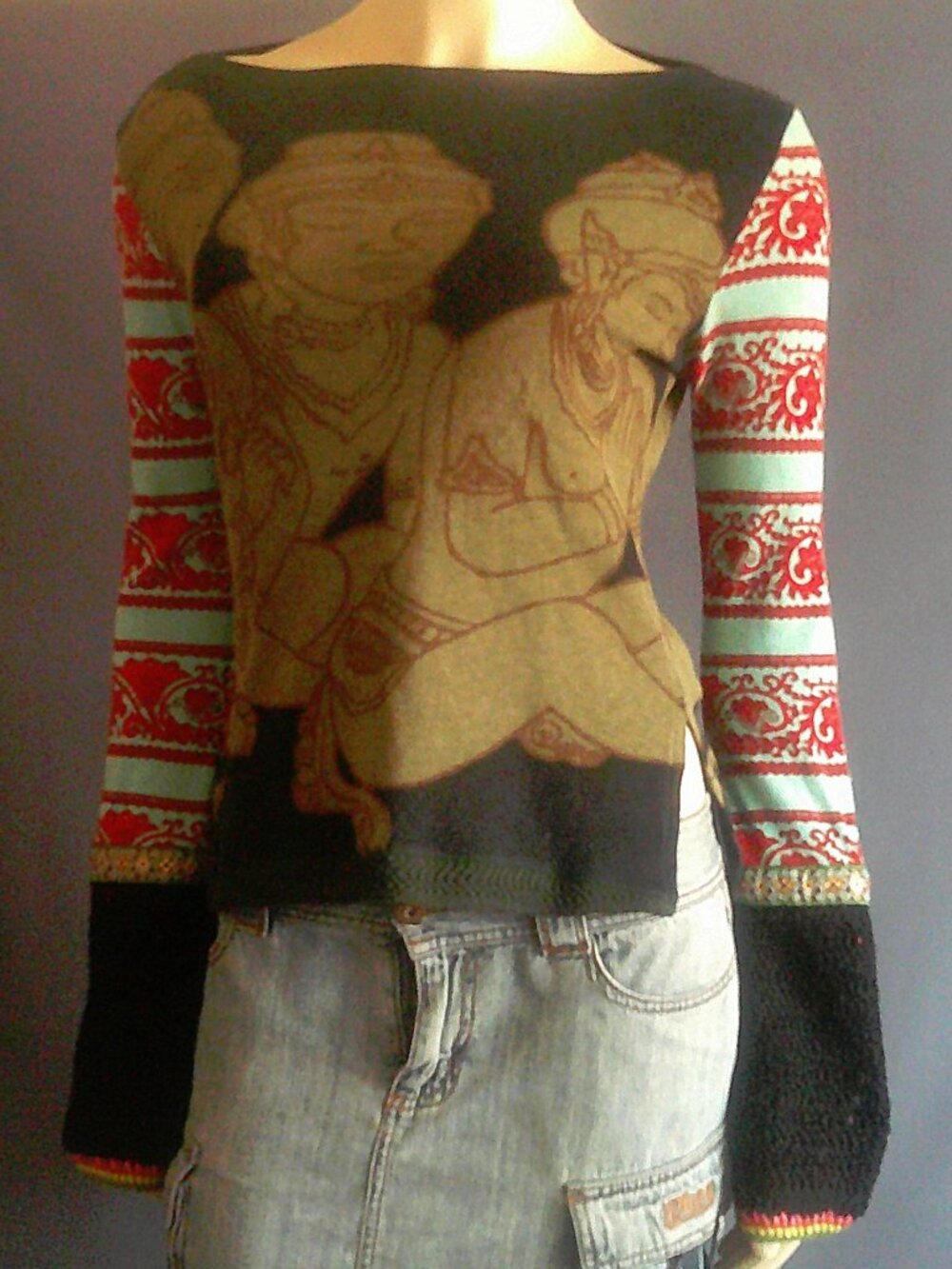 Custo Barcelona Rare Y2K Vintage Art to Wear Eastern Dieties Sweater Cuffs Top M